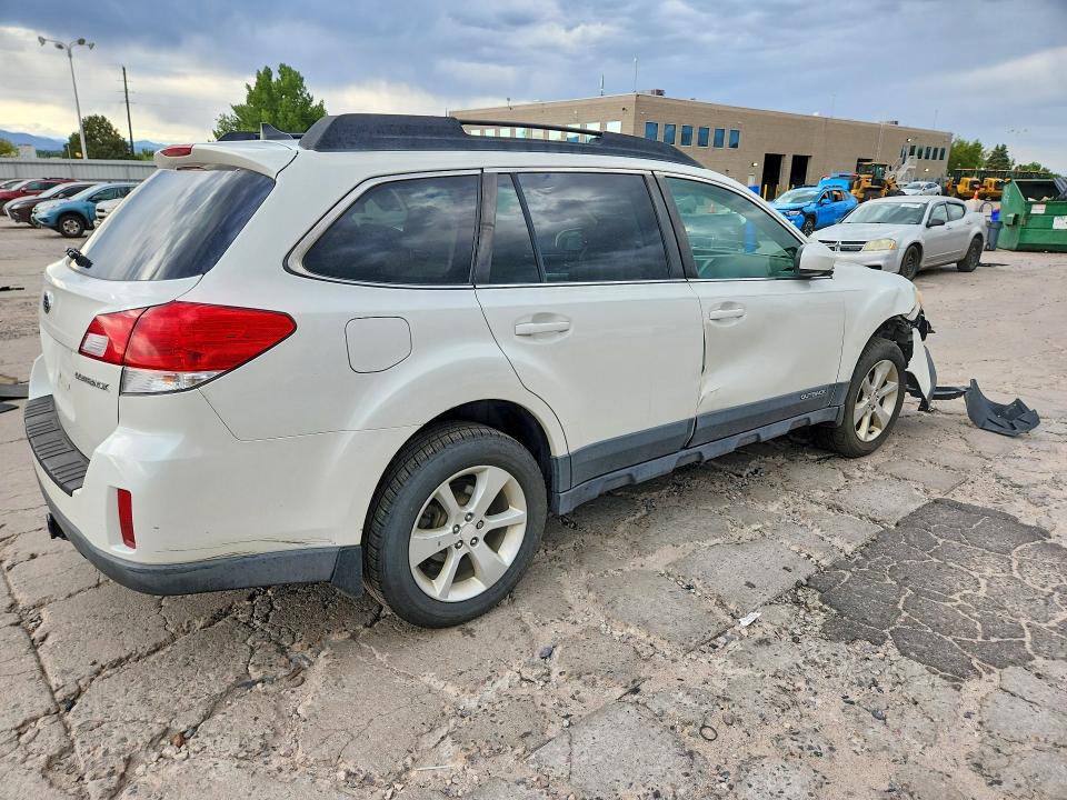 Продаж на аукціоні авто 2014 Subaru Outback, vin: 4S4BRCCC4E3272199, номер лоту: 66838216