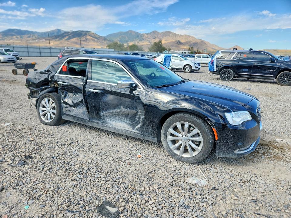 Продажа на аукционе авто 2018 Chrysler 300, vin: 2C3CCAKG6JH118091, номер лота: 66450346
