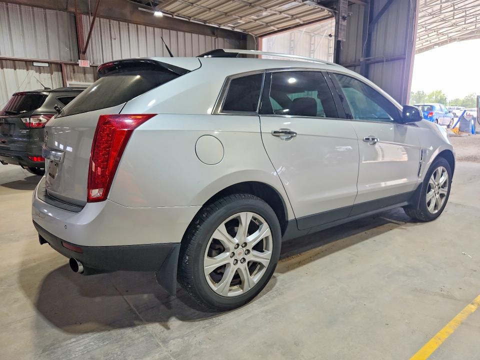 63811616 :رقم المزاد ، 3GYFNBEY6BS572184 vin ، 2011 Cadillac Srx مزاد بيع