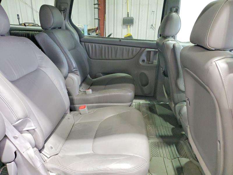 Продажа на аукционе авто 2006 Toyota Sienna, vin: 5TDBA22C76S069170, номер лота: 64498746