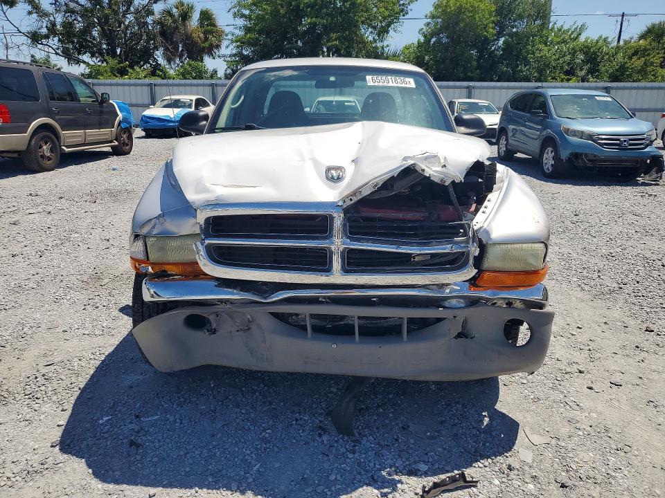 65591836 :رقم المزاد ، 1B7GL42N42S500546 vin ، 2002 Dodge Dakota مزاد بيع