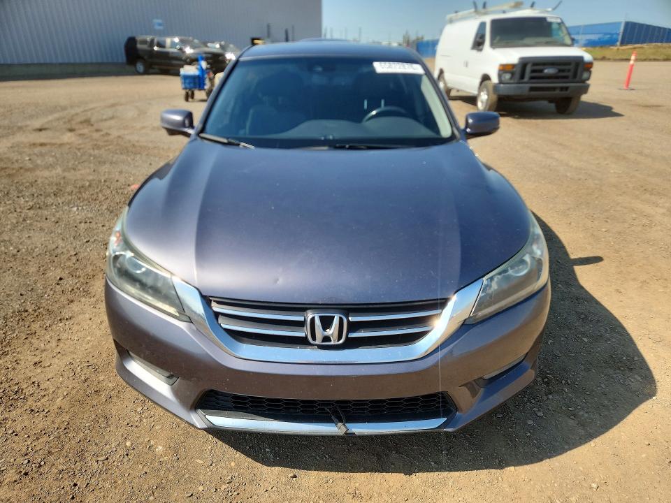 Продажа на аукционе авто 2015 Honda Accord, vin: 1HGCR2F82FA802792, номер лота: 65822876