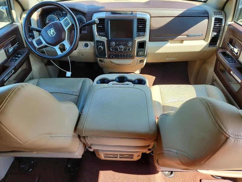 63646926 :رقم المزاد ، 3C6UR5FL2HG562387 vin ، 2017 Ram 2500 مزاد بيع