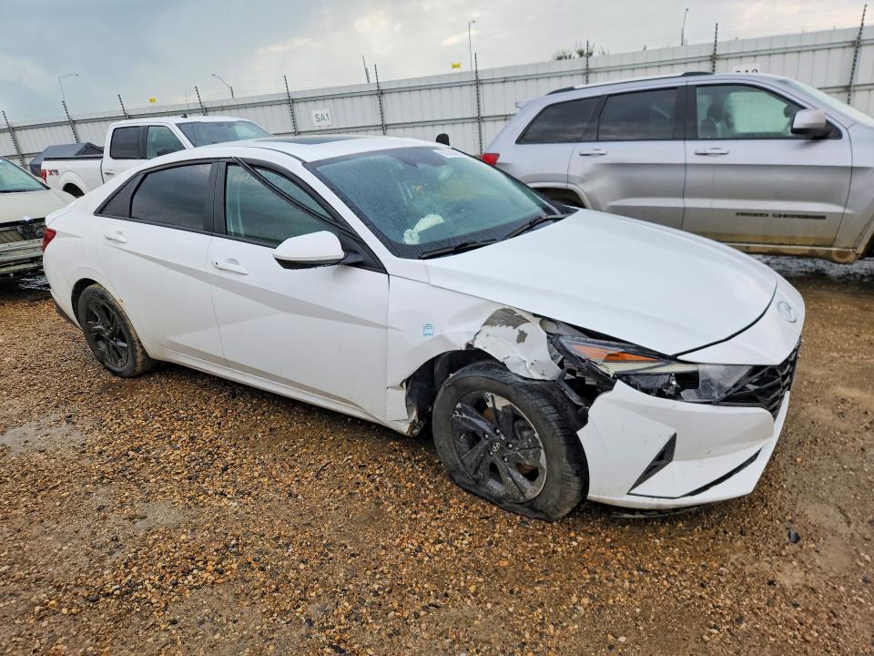 2022 Hyundai Elantra მანქანა იყიდება აუქციონზე, vin: KMHLM4AG9NU334768, აუქციონის ნომერი: 63392626