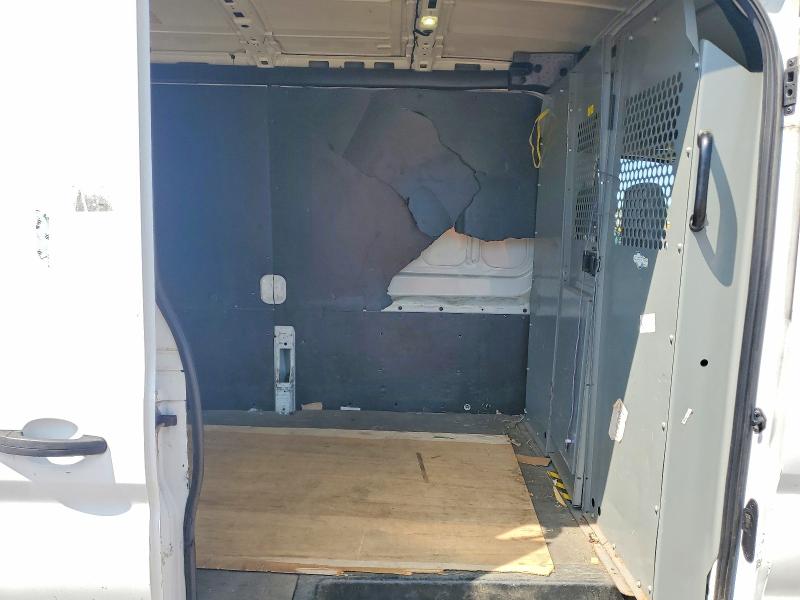 67245486 :رقم المزاد ، 1FTYR2CM5JKA06692 vin ، 2018 Ford Transit مزاد بيع