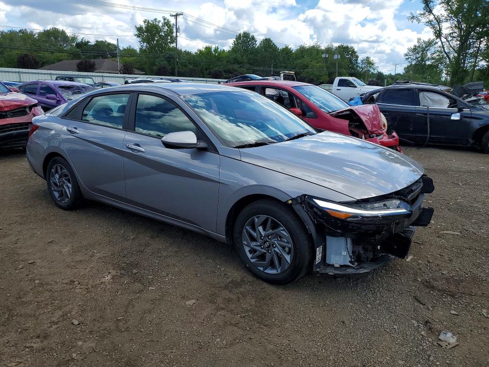 66431566 :رقم المزاد ، KMHLM4DG7RU851343 vin ، 2024 Hyundai Elantra مزاد بيع