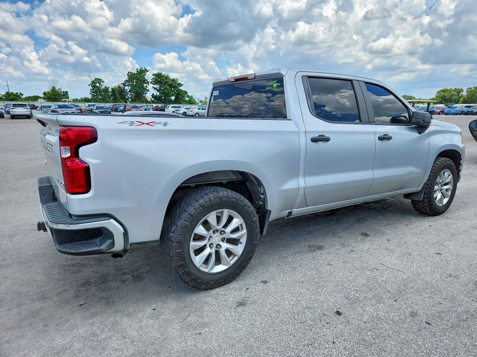 Продажа на аукционе авто 2020 Chevrolet Silverado, vin: 1GCPYBEH7LZ300233, номер лота: 64572346