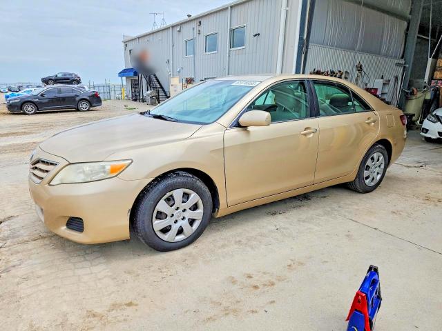 2011 Toyota Camry მანქანა იყიდება აუქციონზე, vin: 4T1BF3EK7BU716887, აუქციონის ნომერი: 63416956