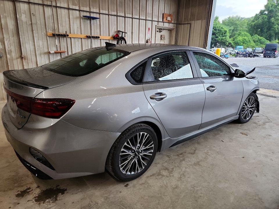 64136326 :رقم المزاد ، 3KPF54AD1PE546425 vin ، 2023 Kia Forte مزاد بيع
