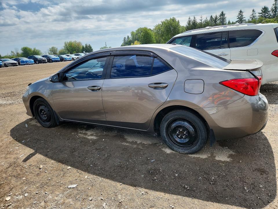 65860396 :رقم المزاد ، 2T1BURHE3JC104362 vin ، 2018 Toyota Corolla مزاد بيع