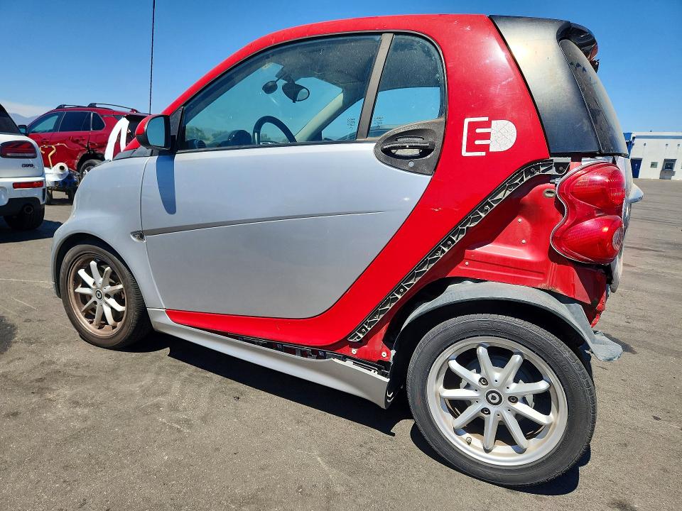 Aukcja sprzedaży 2015 Smart Fortwo, vin: WMEEJ9AA7FK836157, numer aukcji: 64696566