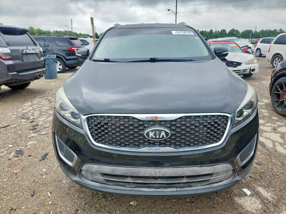 64768146 :رقم المزاد ، 5XYPGDA53HG187994 vin ، 2017 Kia Sorento مزاد بيع