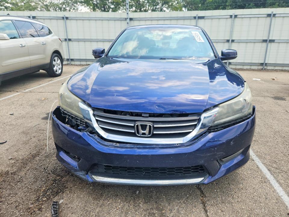 64459856 :رقم المزاد ، 1HGCR2F8XFA097840 vin ، 2015 Honda Accord مزاد بيع