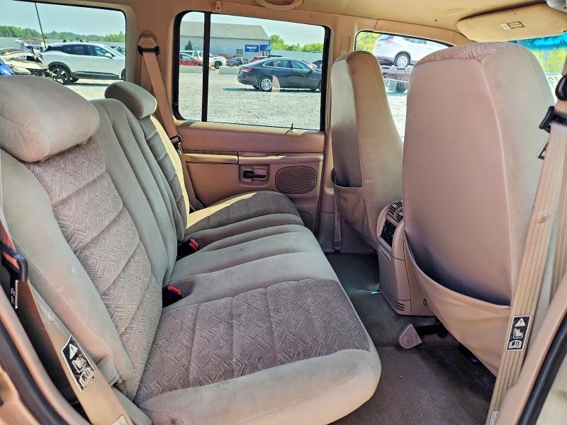 2000 Ford Explorer მანქანა იყიდება აუქციონზე, vin: 1FMZU63P5YUB60270, აუქციონის ნომერი: 66043926