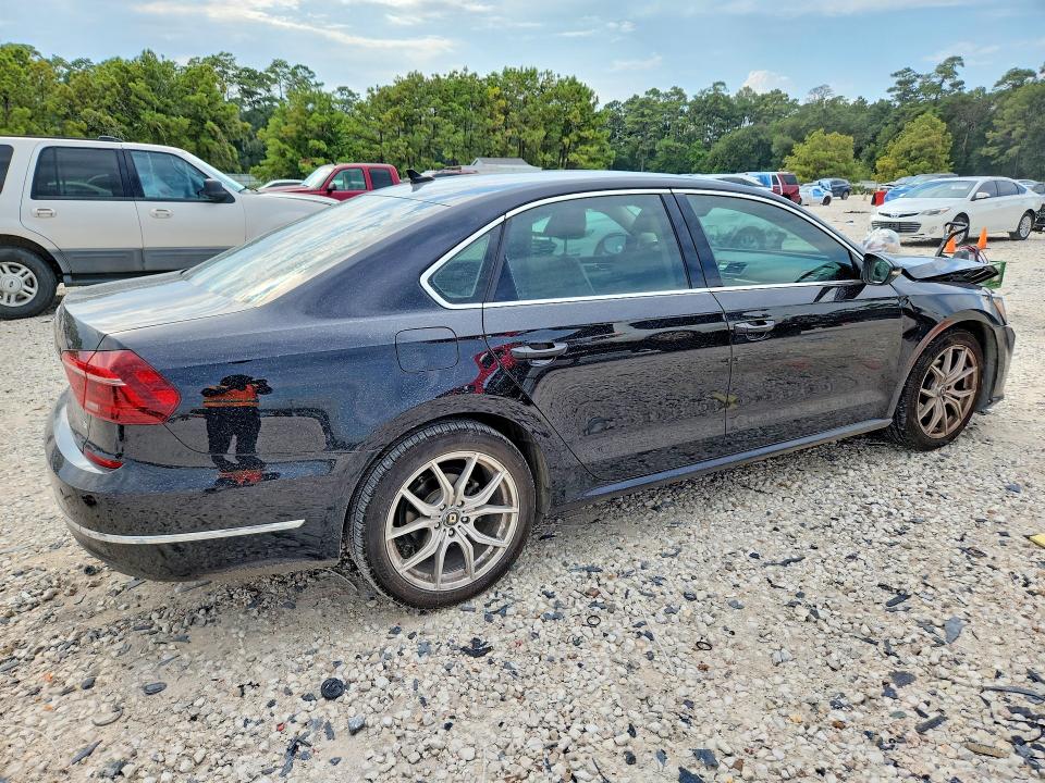67268406 :رقم المزاد ، 1VWBA7A34JC009434 vin ، 2018 Volkswagen Passat مزاد بيع