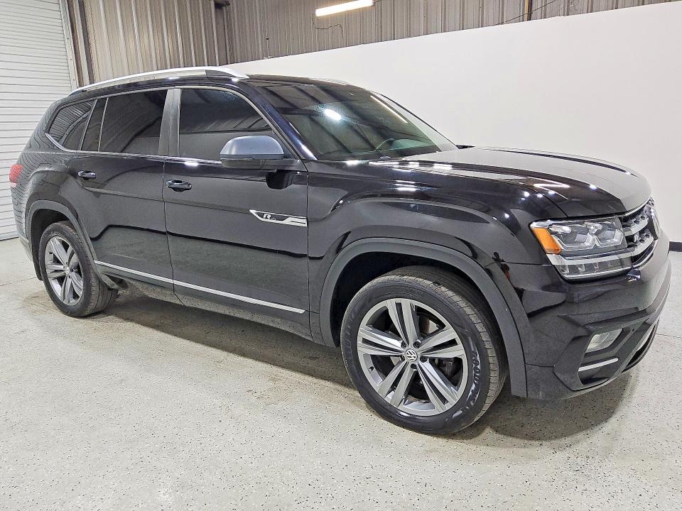 2019 Volkswagen Atlas მანქანა იყიდება აუქციონზე, vin: 1V2YR2CA6KC587846, აუქციონის ნომერი: 65873706