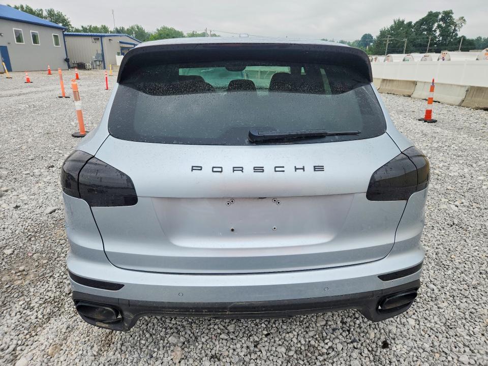 65012416 :رقم المزاد ، WP1AA2A2XGKA14188 vin ، 2016 Porsche Cayenne مزاد بيع