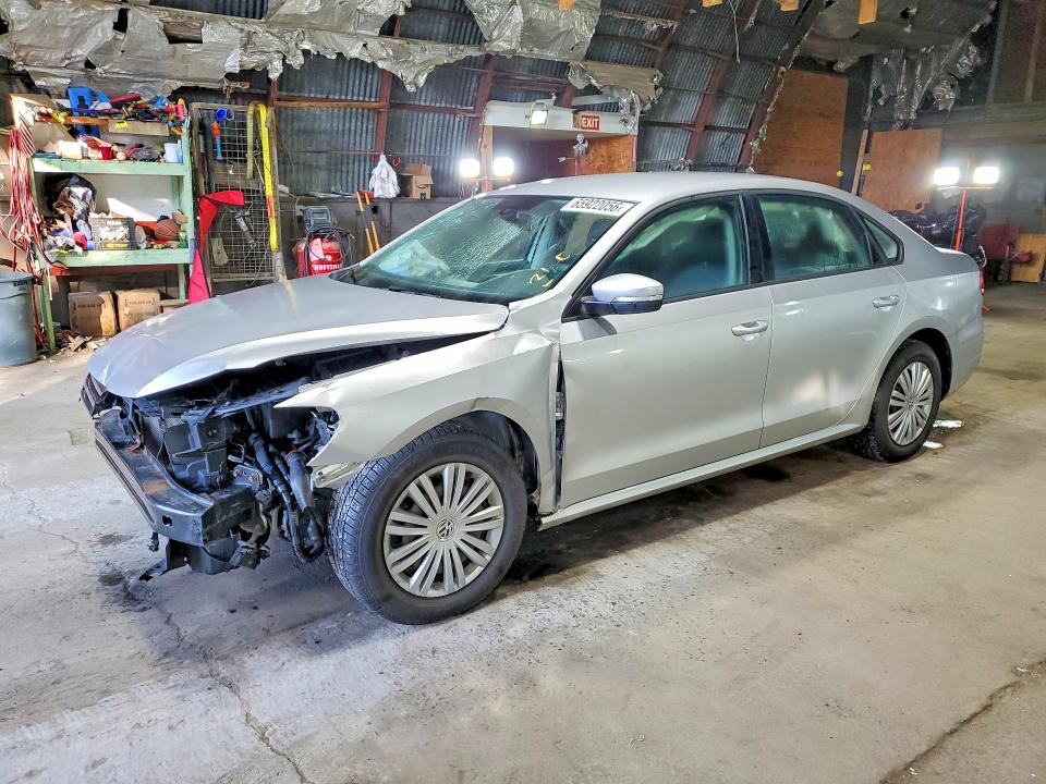 2015 Volkswagen Passat მანქანა იყიდება აუქციონზე, vin: 1VWAT7A3XFC038160, აუქციონის ნომერი: 65922056