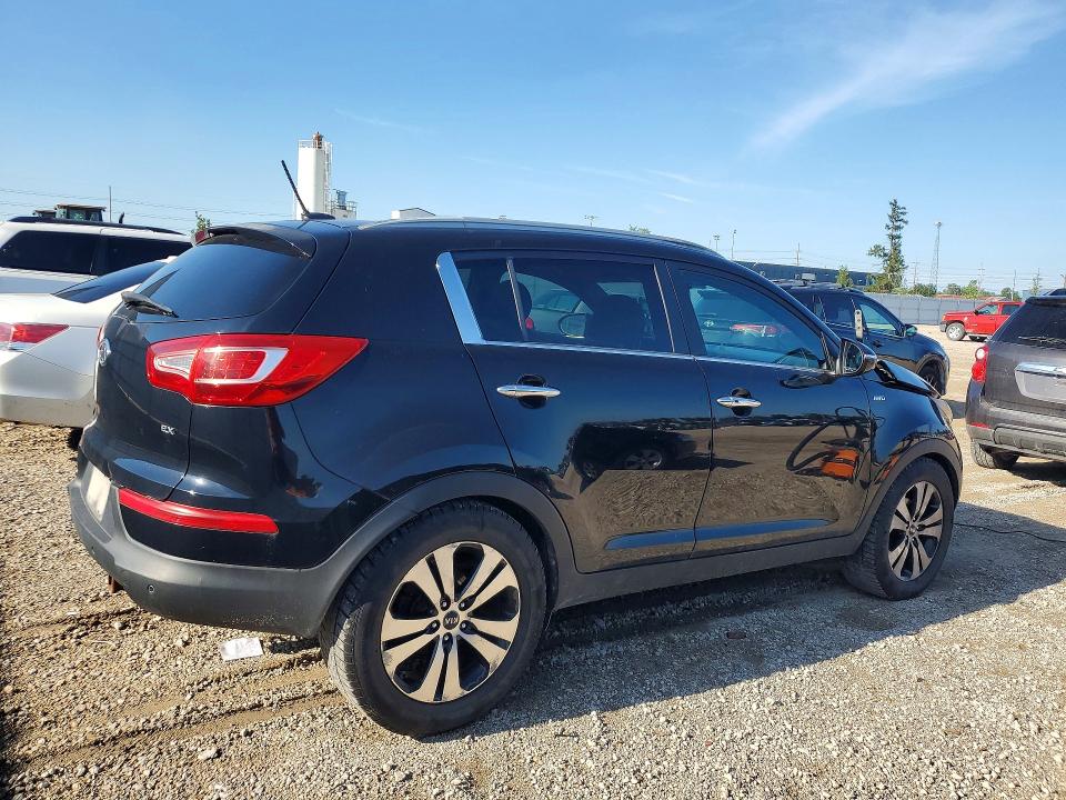 65318886 :رقم المزاد ، KNDPCCA25B7031830 vin ، 2011 Kia Sportage مزاد بيع