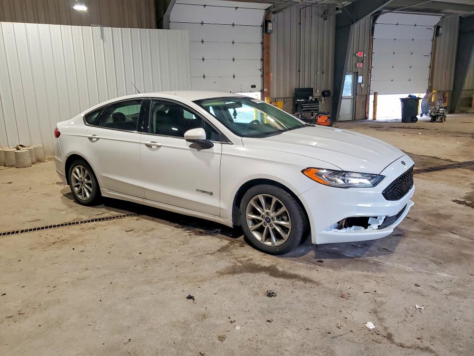 Продажа на аукционе авто 2017 Ford Fusion, vin: 3FA6P0LU1HR400168, номер лота: 64716476