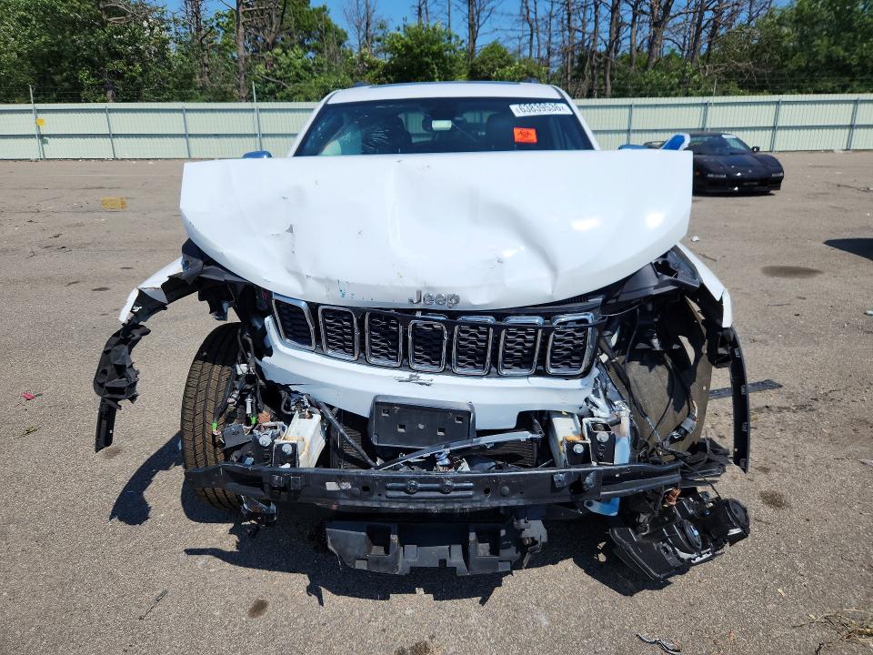2017 Jeep Grand Cherokee მანქანა იყიდება აუქციონზე, vin: 1C4RJFBG3HC827485, აუქციონის ნომერი: 63839536