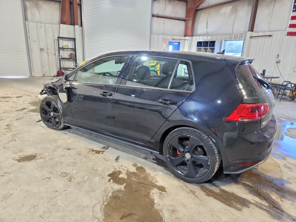 64855746 :رقم المزاد ، 3VW5T7AU8HM051176 vin ، 2017 Volkswagen Gti مزاد بيع