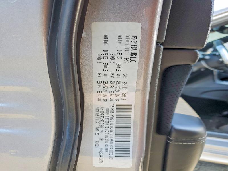 64125126 :رقم المزاد ، 1C4RJFDJ4FC151800 vin ، 2015 Jeep Grand Cherokee مزاد بيع