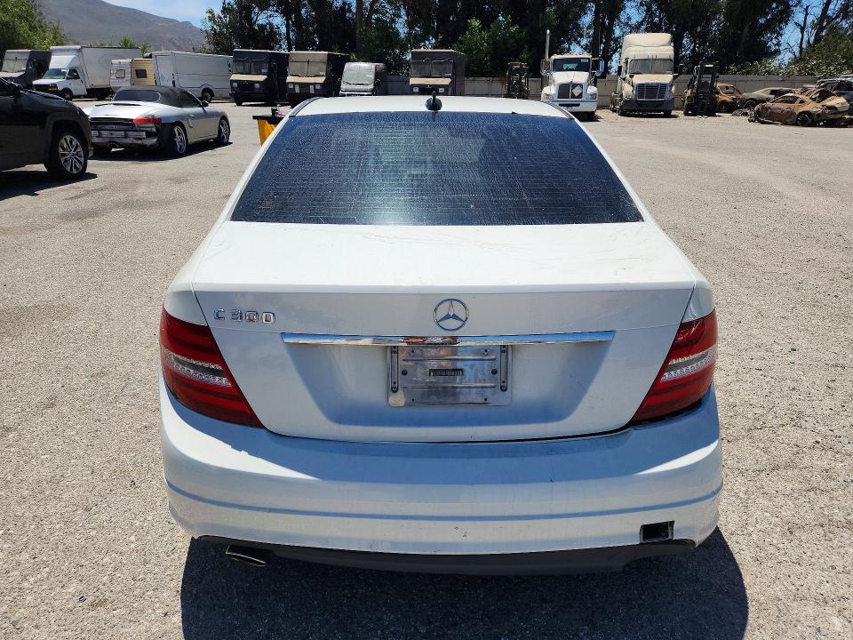 2008 Mercedes-benz C მანქანა იყიდება აუქციონზე, vin: WDDGF54XX8R016785, აუქციონის ნომერი: 65046506