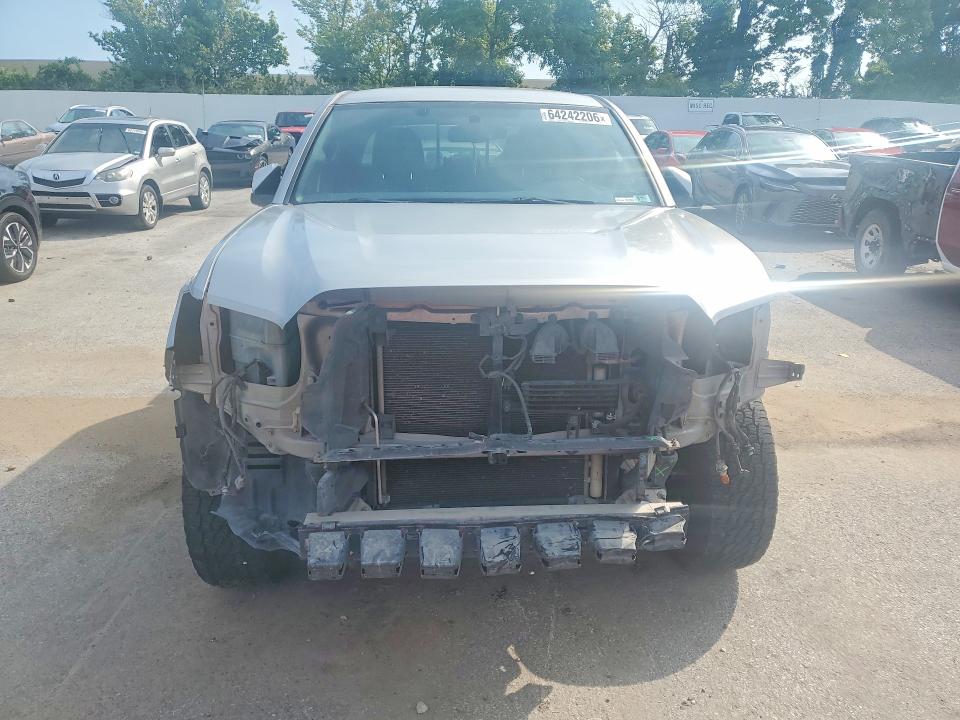 Продажа на аукционе авто 2017 Toyota Tacoma, vin: 5TFCZ5AN3HX058794, номер лота: 64242206