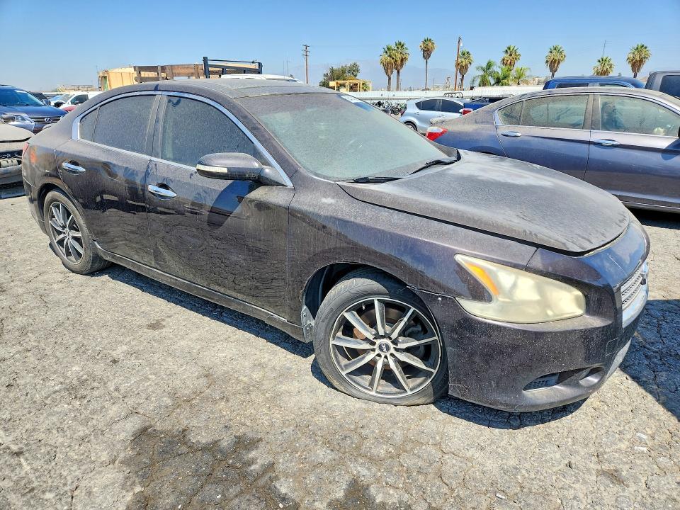 64143696 :رقم المزاد ، 1N4AA5AP1BC836241 vin ، 2011 Nissan Maxima مزاد بيع