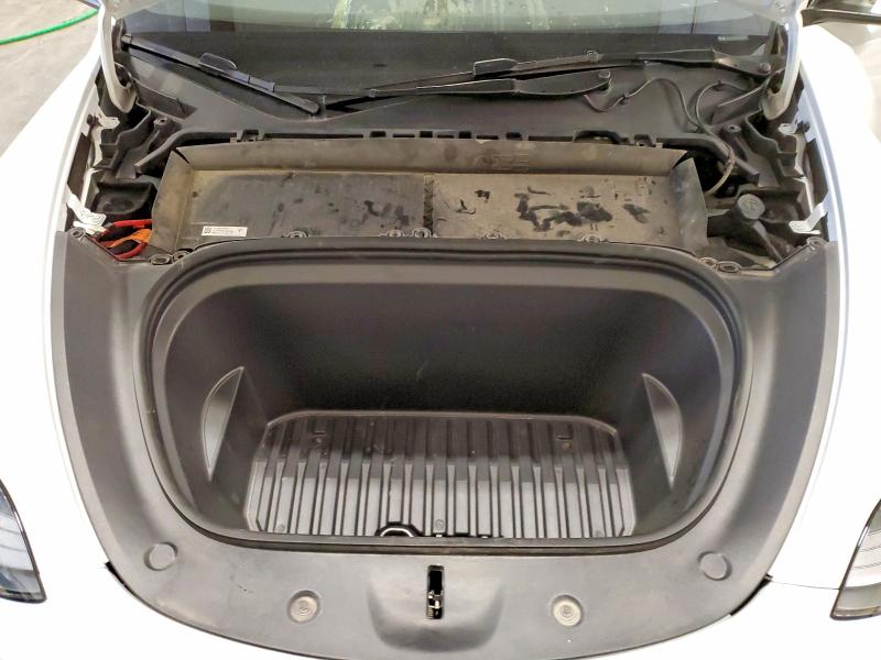 64099086 :رقم المزاد ، 7SAYGDEE2RA240059 vin ، 2024 Tesla Model Y مزاد بيع