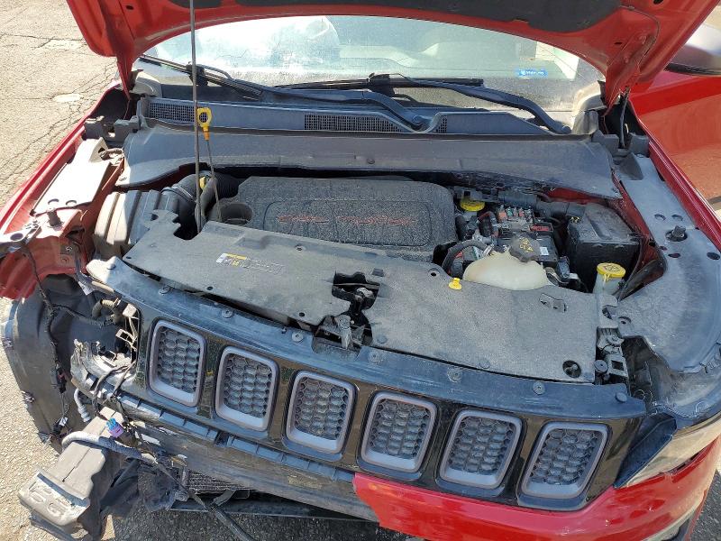 2018 Jeep Compass მანქანა იყიდება აუქციონზე, vin: 3C4NJDDB9JT501205, აუქციონის ნომერი: 64306646