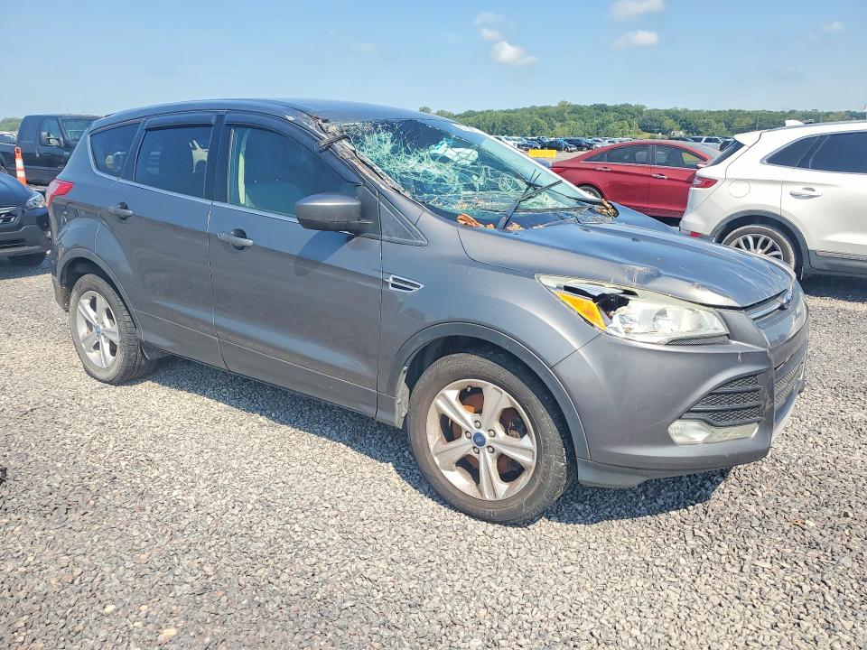 2013 Ford Escape მანქანა იყიდება აუქციონზე, vin: 1FMCU9GX7DUA35136, აუქციონის ნომერი: 65758426