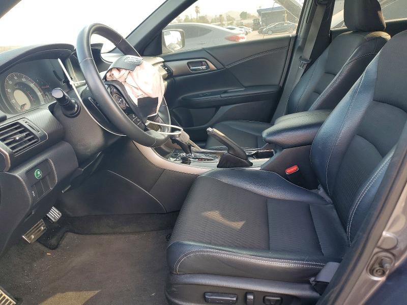 Продаж на аукціоні авто 2017 Honda Accord, vin: 1HGCR2F5XHA043818, номер лоту: 64648766