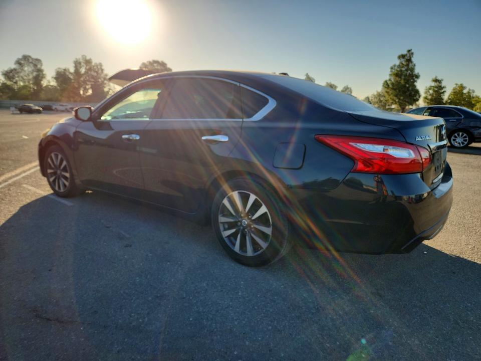 Продаж на аукціоні авто 2017 Nissan Altima, vin: 1N4AL3AP4HC177367, номер лоту: 64295746