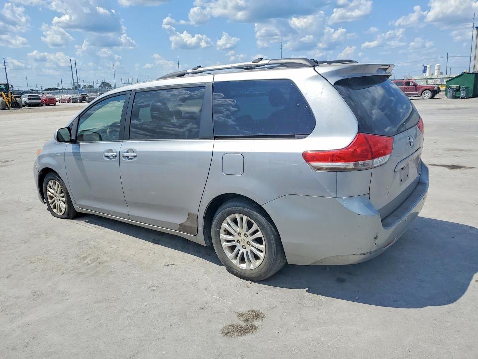 Продажа на аукционе авто 2011 Toyota Sienna, vin: 5TDYK3DC0BS015276, номер лота: 64778126