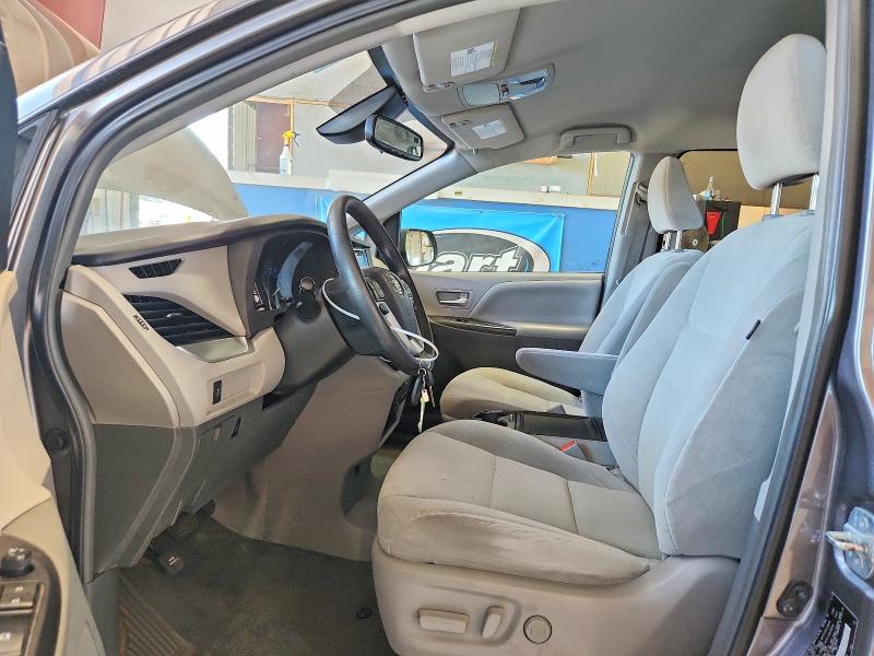 2018 Toyota Sienna მანქანა იყიდება აუქციონზე, vin: 5TDJZ3DC0JS194950, აუქციონის ნომერი: 63533746