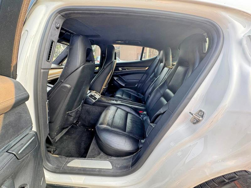 65331236 :رقم المزاد ، WP0AF2A74DL075430 vin ، 2013 Porsche Panamera مزاد بيع