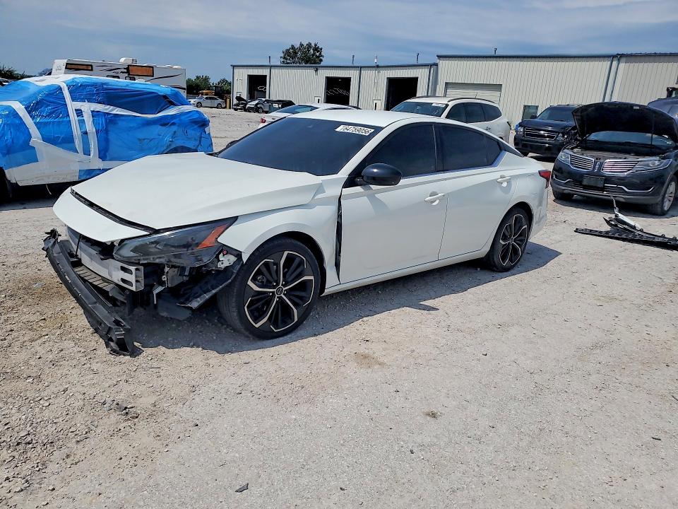 Продажа на аукционе авто 2023 Nissan Altima, vin: 1N4BL4CV1PN341358, номер лота: 64759056