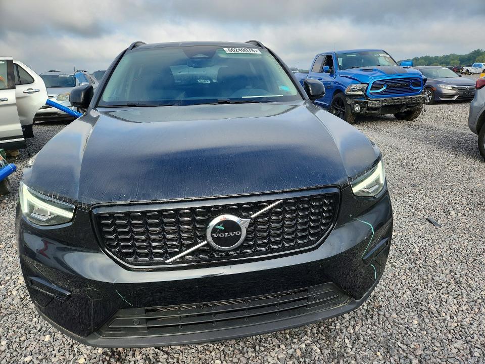 Продажа на аукционе авто 2024 Volvo Xc40, vin: YV4L12UK7R2324935, номер лота: 66249076
