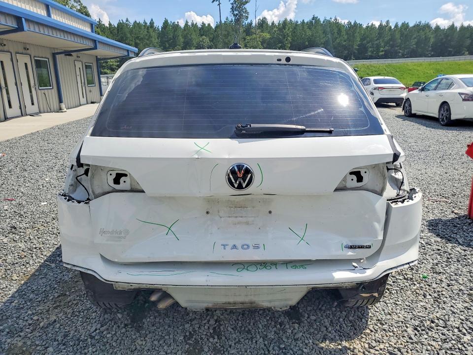 62572156 :رقم المزاد ، 3VVAX7B22NM019212 vin ، 2022 Volkswagen Taos مزاد بيع