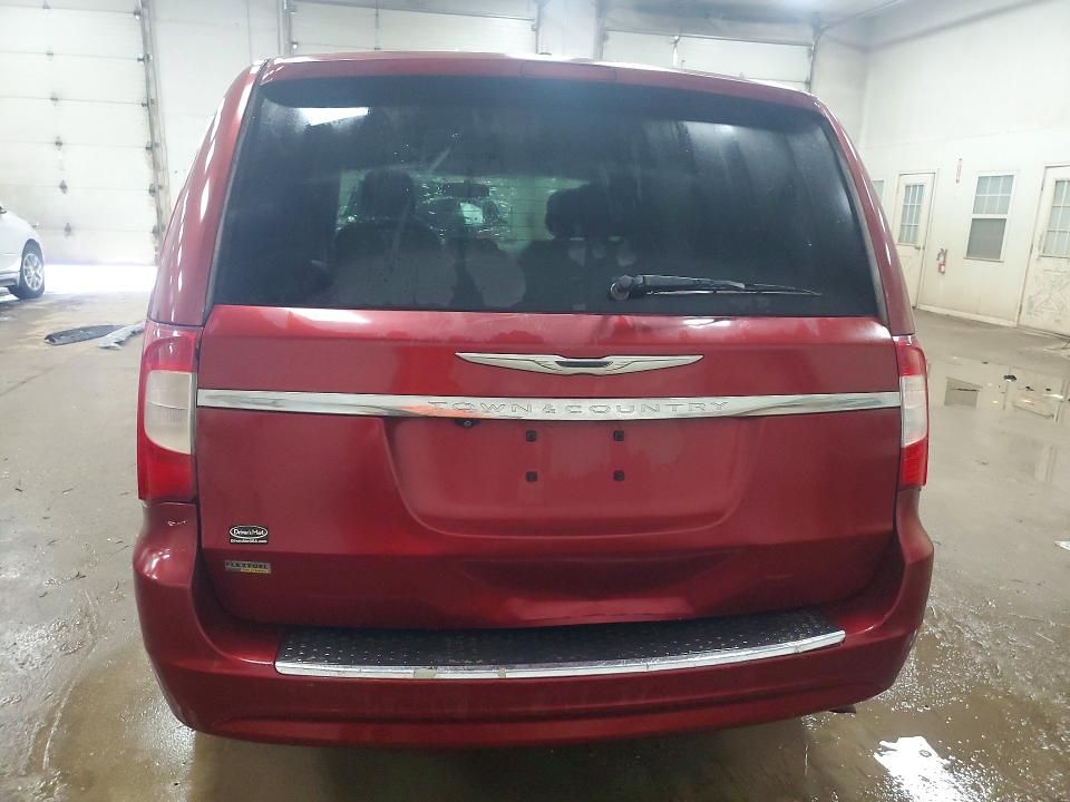 64273746 :رقم المزاد ، 2C4RC1BG2ER434707 vin ، 2014 Chrysler Town & Country مزاد بيع