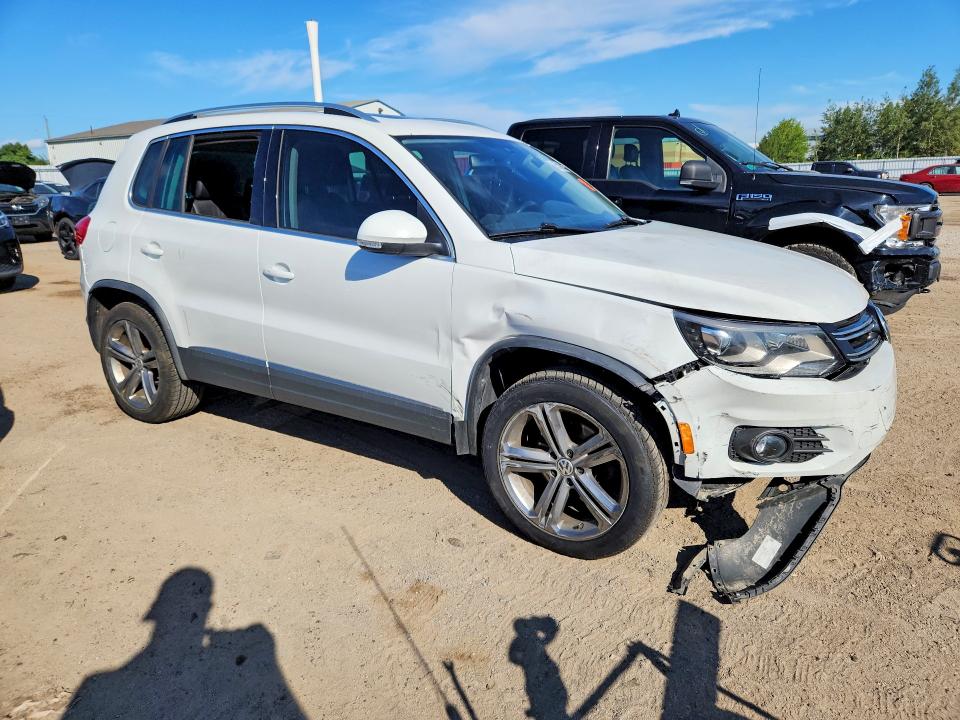 2017 Volkswagen Tiguan მანქანა იყიდება აუქციონზე, vin: WVGLV7AX5HK034174, აუქციონის ნომერი: 65512006