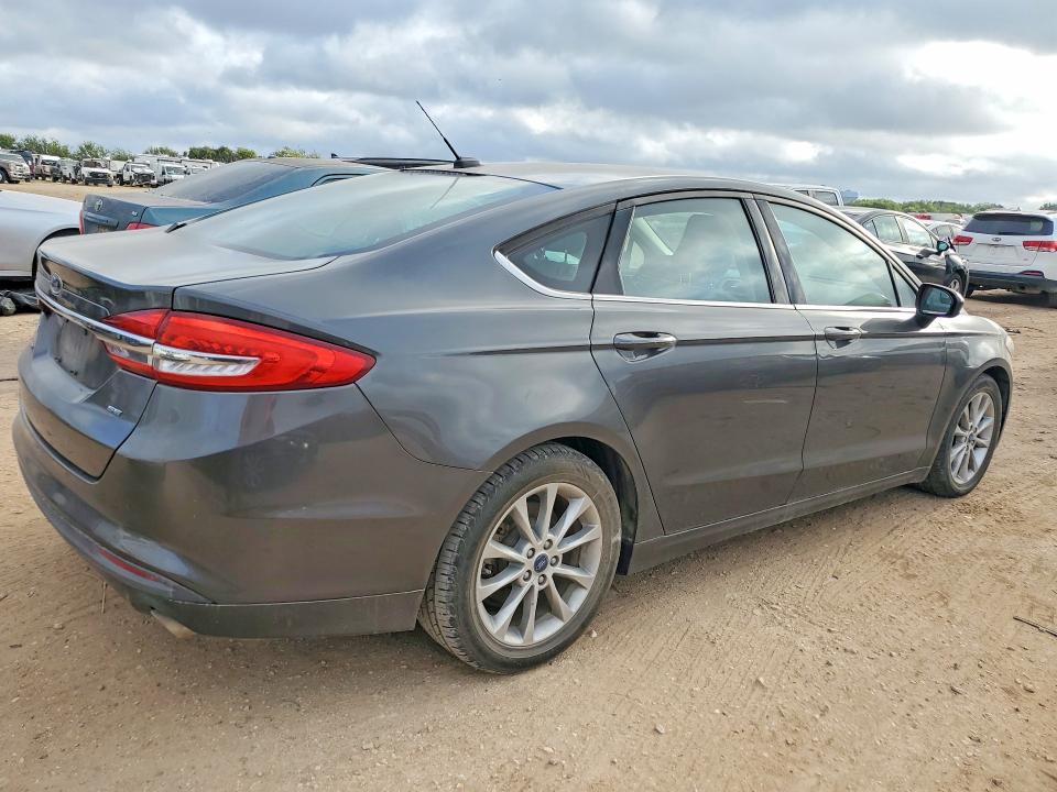 Aukcja sprzedaży 2017 Ford Fusion, vin: 3FA6P0H77HR125442, numer aukcji: 64643926