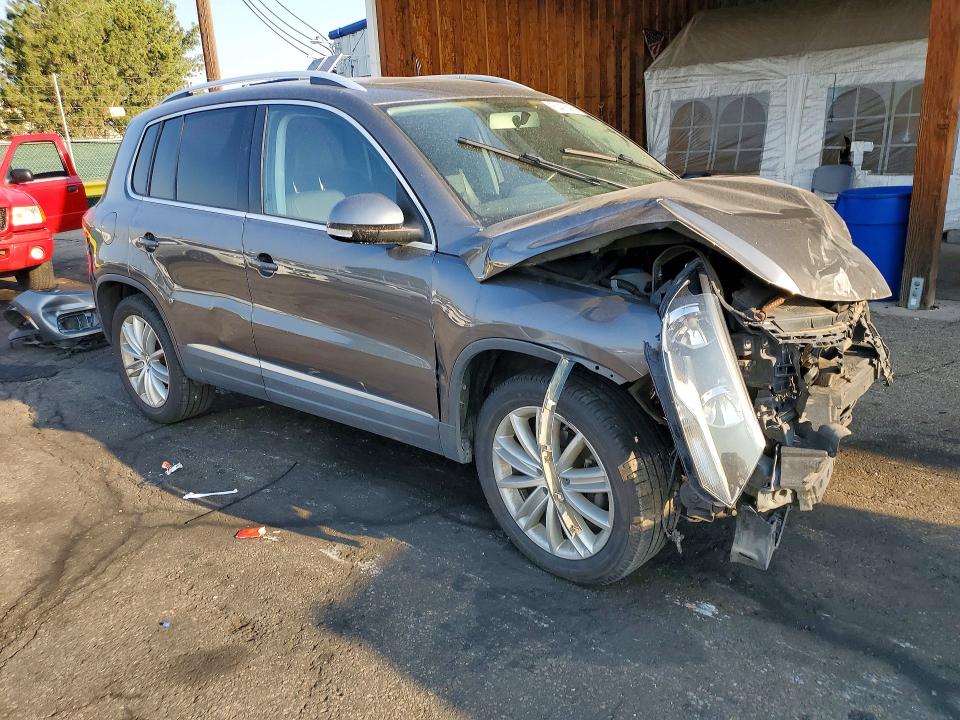 Продажа на аукционе авто 2012 Volkswagen Tiguan, vin: WVGAV7AX8CW003087, номер лота: 63476086