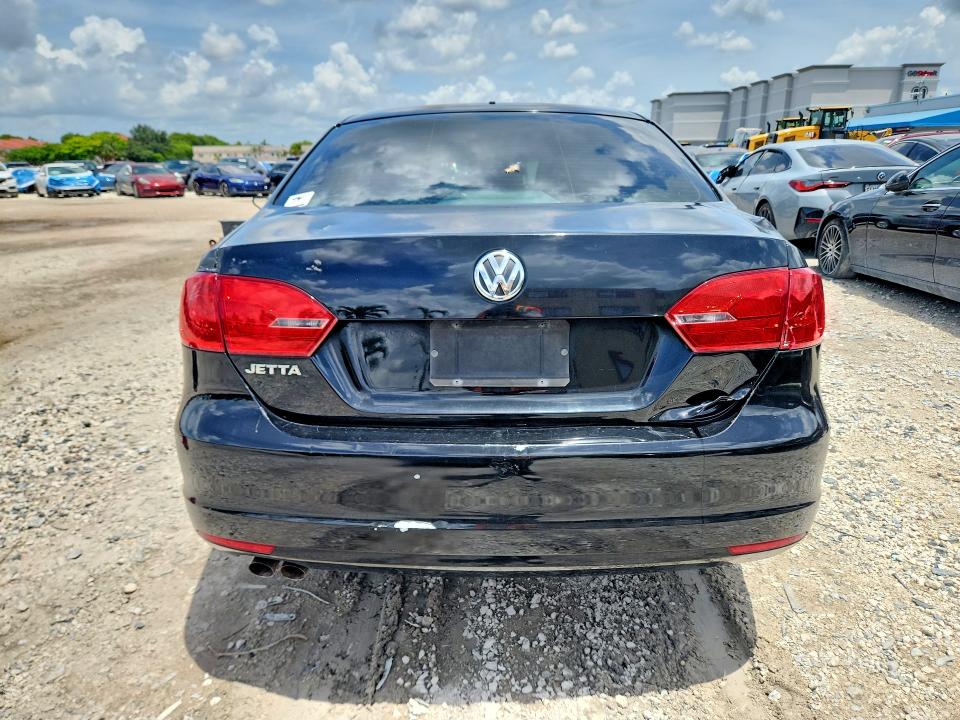 2013 Volkswagen Jetta მანქანა იყიდება აუქციონზე, vin: 3VW2K7AJXDM217445, აუქციონის ნომერი: 63701896
