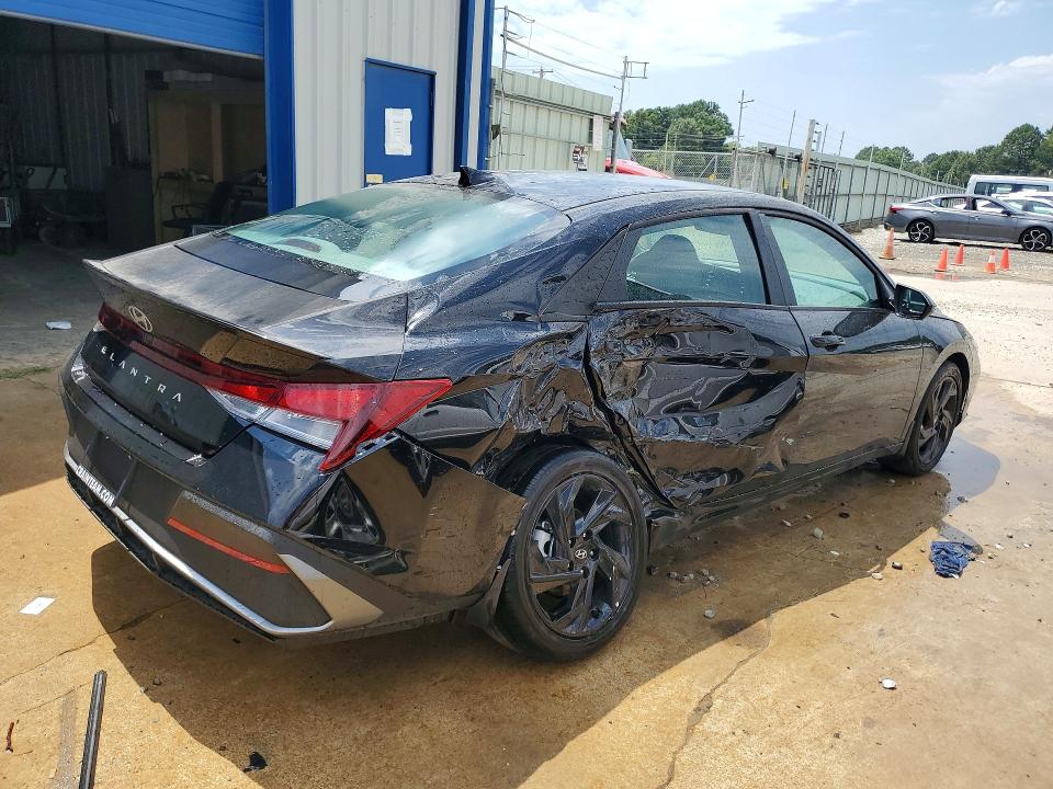 Продажа на аукционе авто 2026 Hyundai Elantra, vin: KMHLM4DG7TU242471, номер лота: 64111276