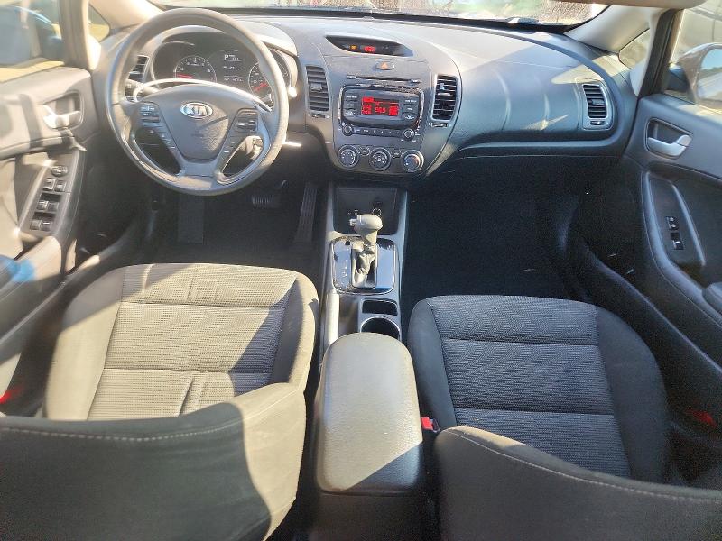 65393326 :رقم المزاد ، 3KPFK4A73JE181126 vin ، 2018 Kia Forte مزاد بيع