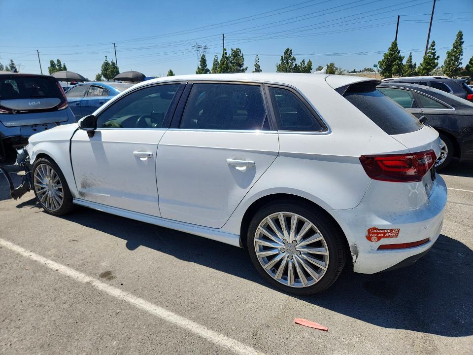 Aukcja sprzedaży 2016 Audi A3, vin: WAUTPBFFXGA097774, numer aukcji: 66776376