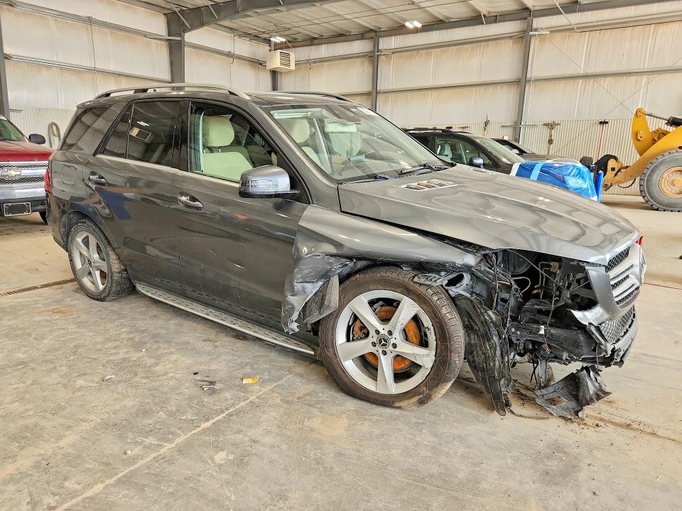 63679856 :رقم المزاد ، 4JGDA5HB1JB054961 vin ، 2018 Mercedes-benz Gle مزاد بيع